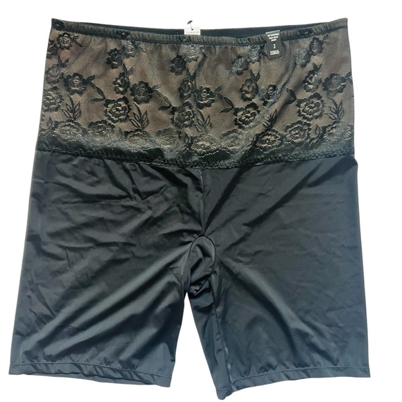 Torrid Curve High Waist  Black Sheer Lace Shorts - Picture 2 of 4